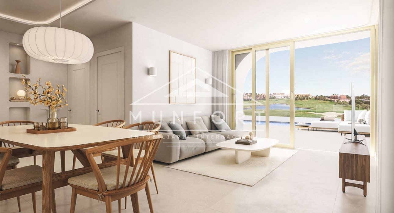 Ático de 3 habitaciones en Los Alcázares en venta con piscina - 419.900 € (Ref: 9349812)