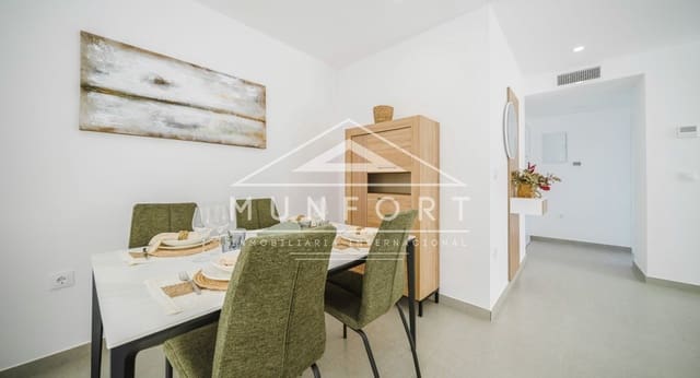 2 slaapkamer Appartement te koop in La Manga del Mar Menor met zwembad - € 213.259 (Ref: 9350045)