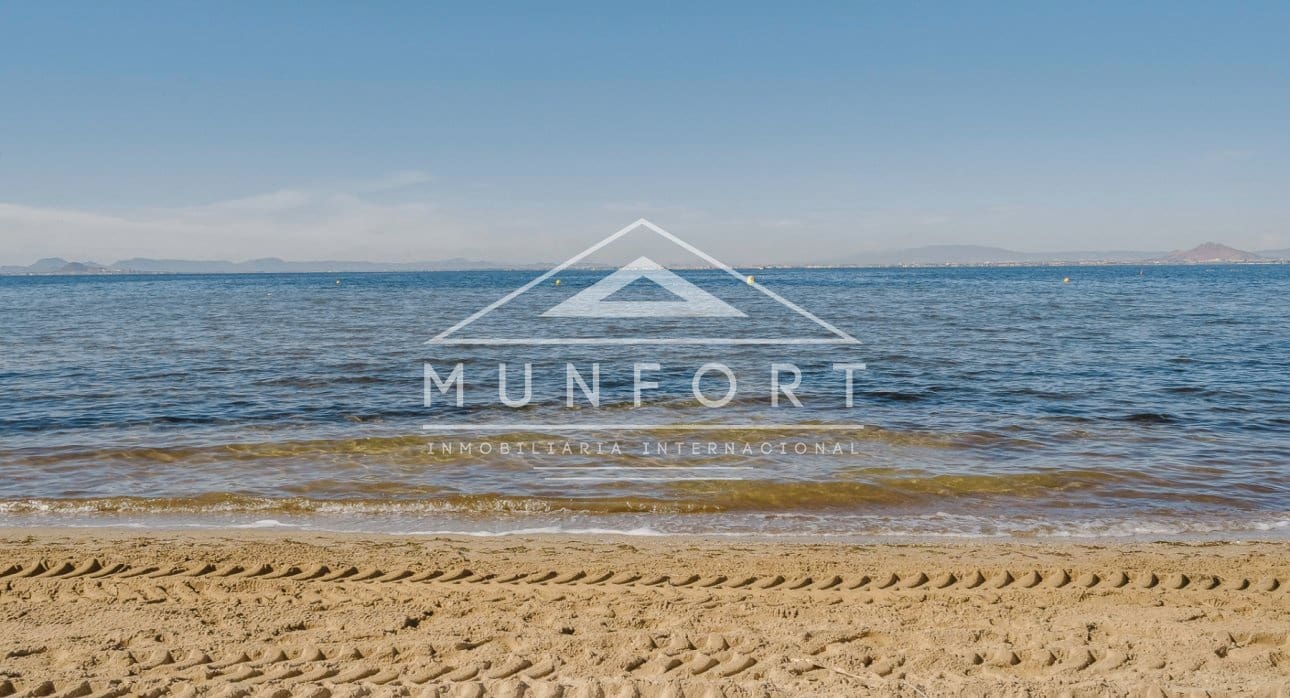 2 slaapkamer Appartement te koop in La Manga del Mar Menor met zwembad - € 213.259 (Ref: 9350045)