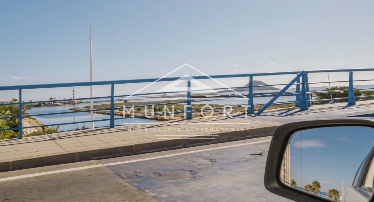 2 slaapkamer Appartement te koop in La Manga del Mar Menor met zwembad - € 213.259 (Ref: 9350045)