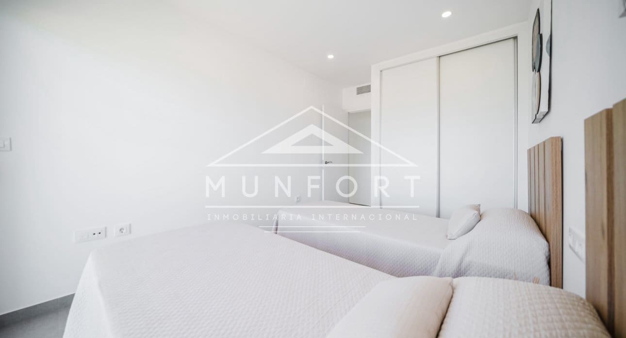 3 slaapkamer Appartement te koop in La Manga del Mar Menor met zwembad - € 240.052 (Ref: 9350046)