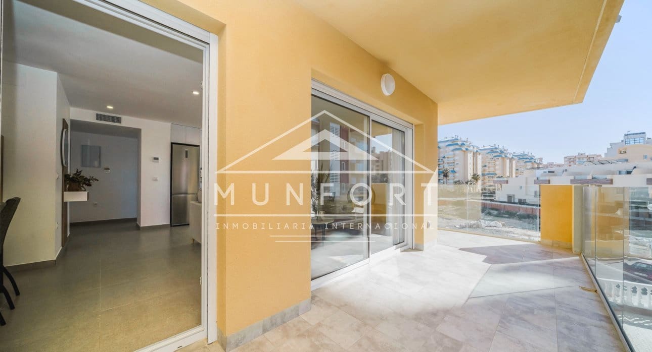 3 slaapkamer Appartement te koop in La Manga del Mar Menor met zwembad - € 240.052 (Ref: 9350046)