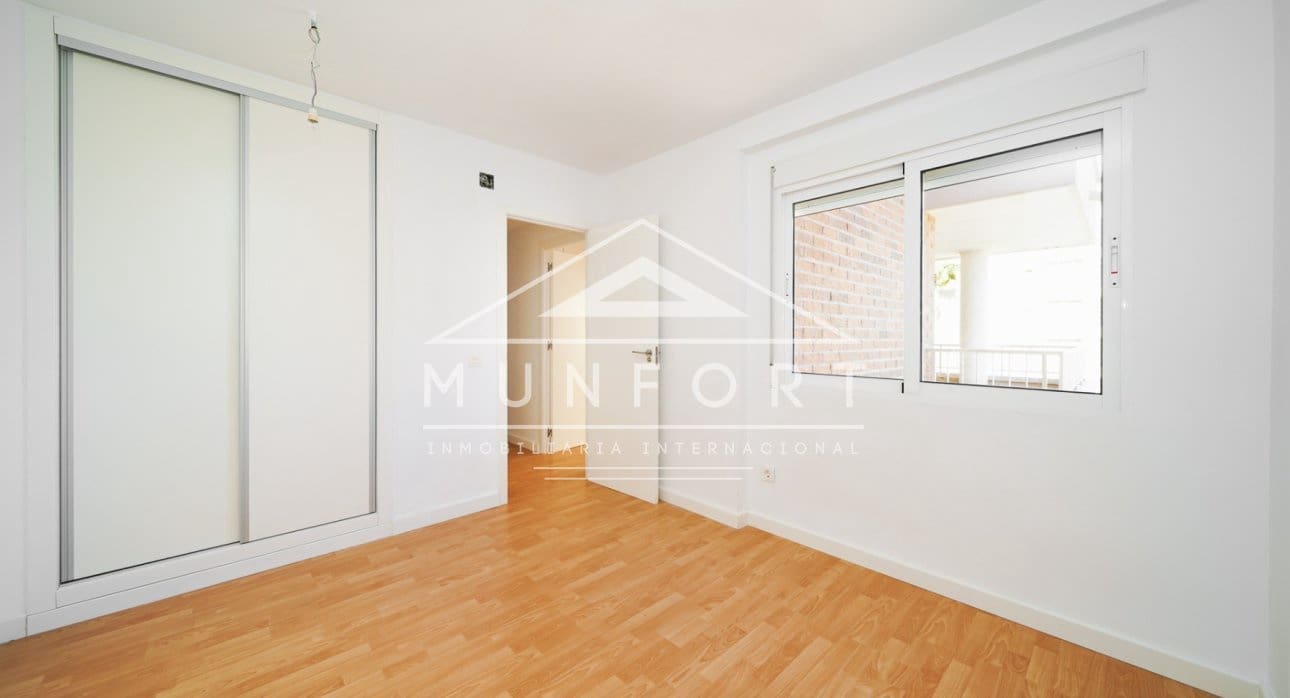 2 slaapkamer Appartement te koop in Dehesa de Campoamor met zwembad - € 275.000 (Ref: 9352840)