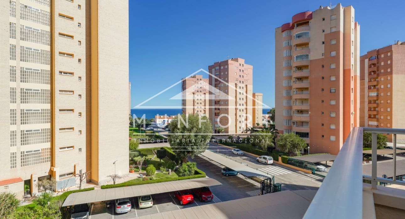 2 slaapkamer Appartement te koop in Dehesa de Campoamor met zwembad - € 275.000 (Ref: 9352840)