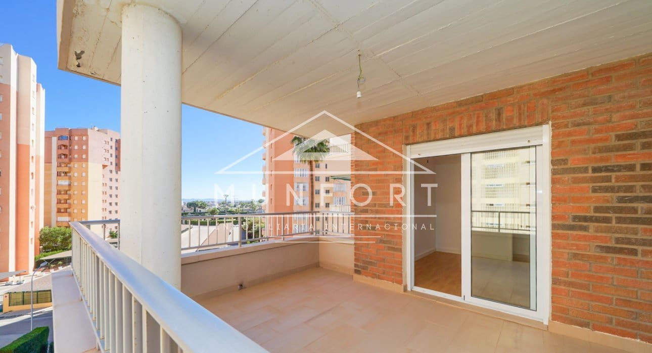 2 slaapkamer Appartement te koop in Dehesa de Campoamor met zwembad - € 275.000 (Ref: 9352840)