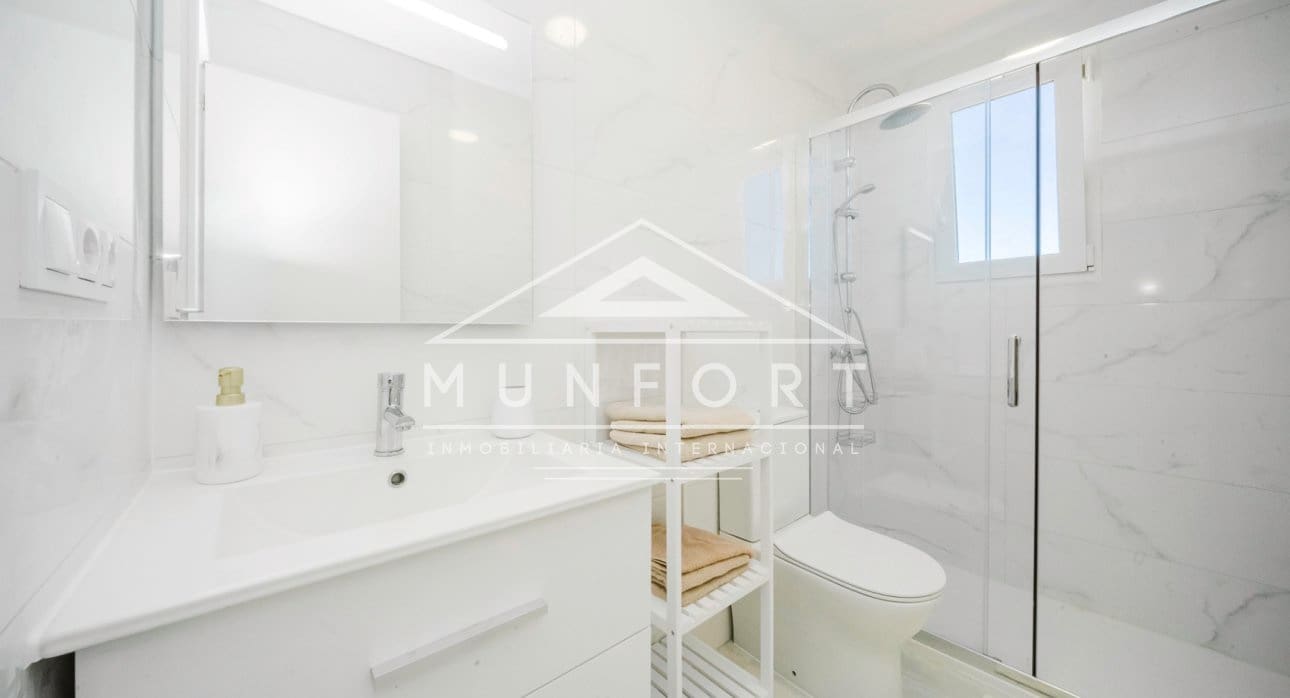 2 slaapkamer Appartement te koop in Orihuela Costa - € 259.000 (Ref: 9352912)