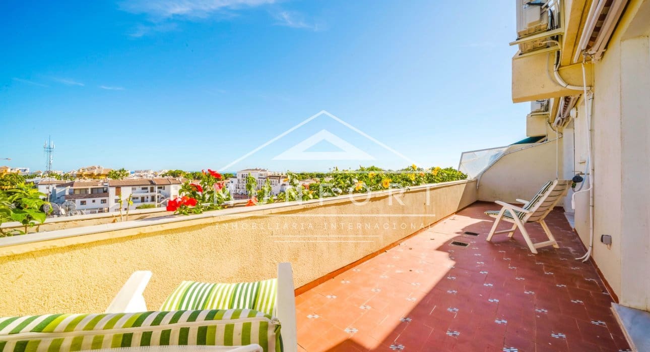 2 slaapkamer Appartement te koop in Orihuela Costa - € 259.000 (Ref: 9352912)