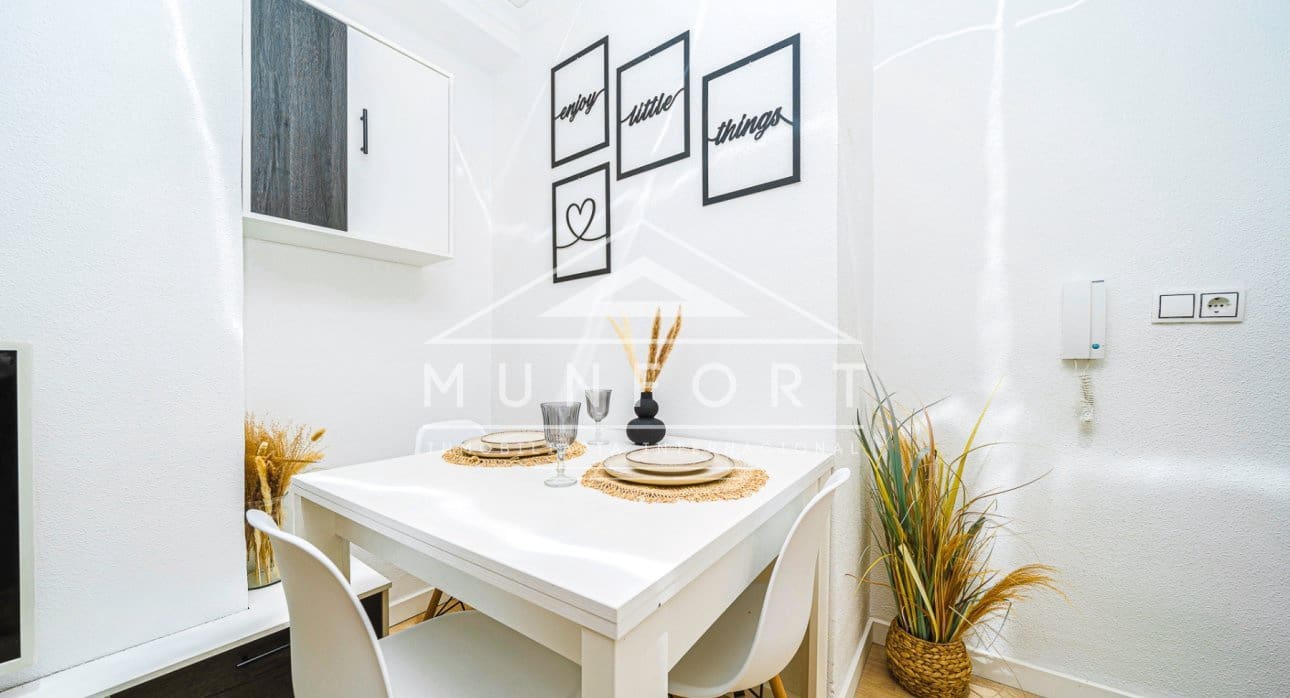 2 slaapkamer Appartement te koop in Torrevieja - € 126.000 (Ref: 9352913)