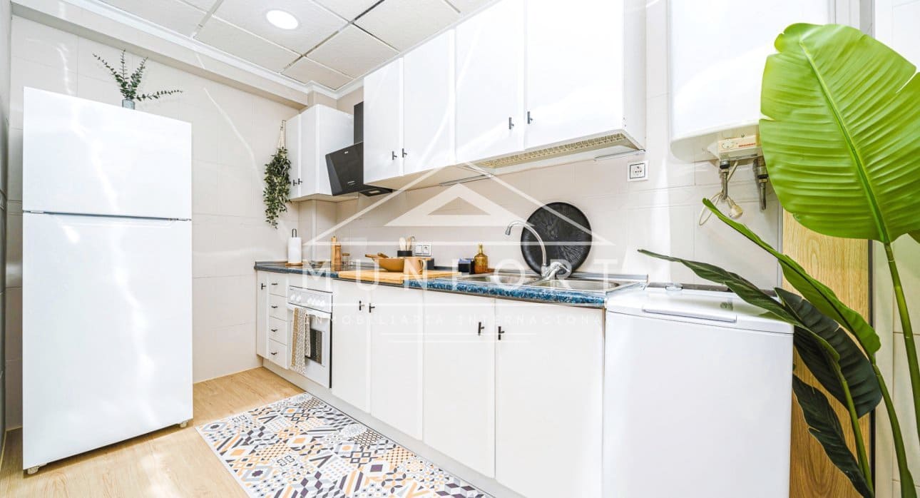 2 slaapkamer Appartement te koop in Torrevieja - € 126.000 (Ref: 9352913)