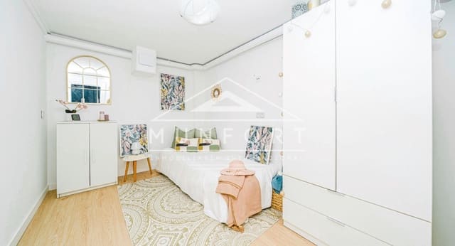 2 slaapkamer Appartement te koop in Avenida Habaneras - Curva de Palangre, Torrevieja - € 126.000 (Ref: 9352913)