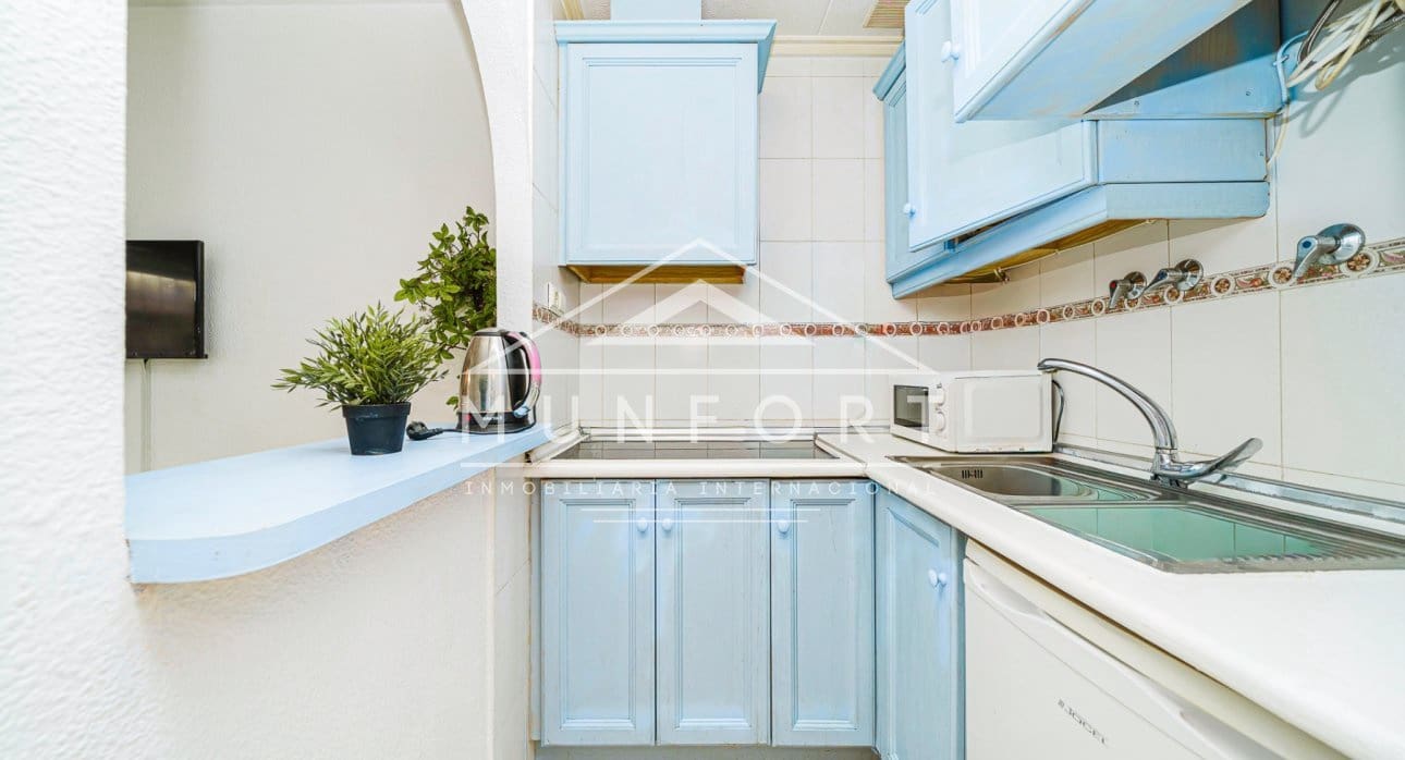 1 sypialnia Apartament na sprzedaż w Torrevieja z basenem - 95 000 € (Ref: 9352914)