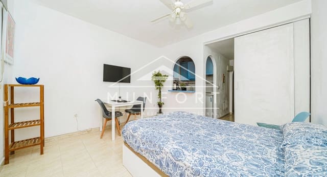 1 sovrum Lägenhet till salu i Antonio Machado, Torrevieja med pool - 95 000 € (Ref: 9352914)