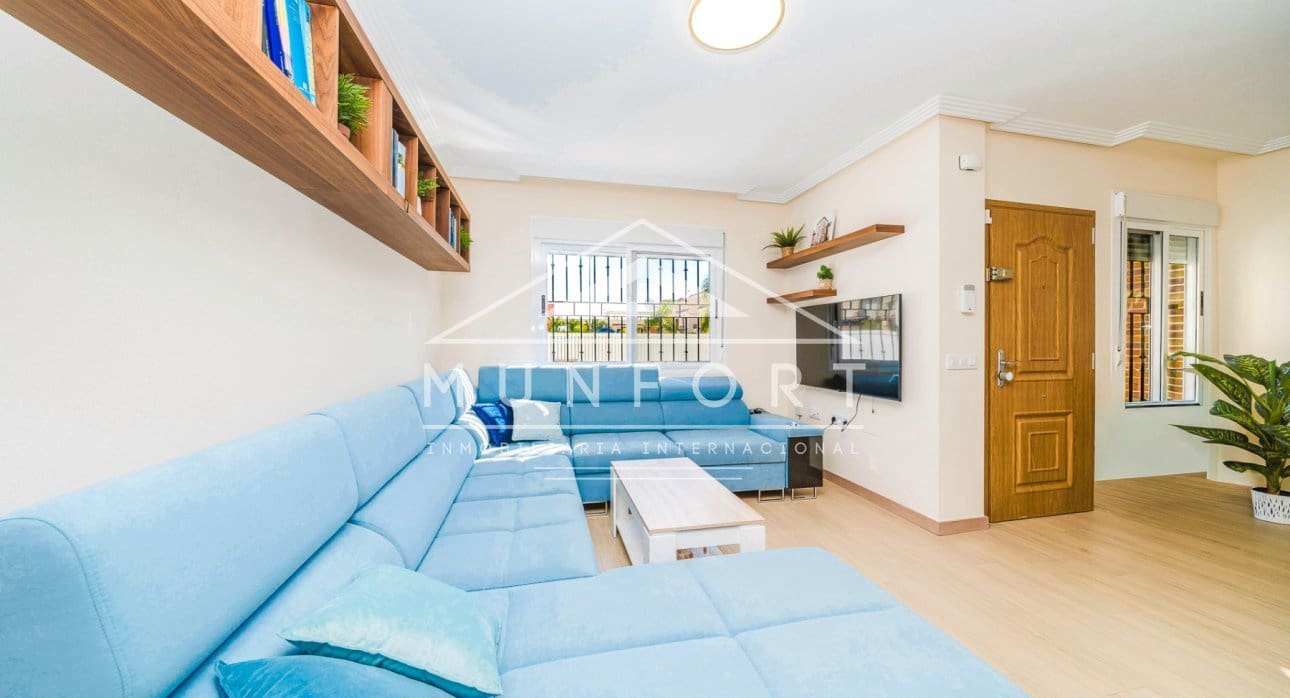 3 slaapkamer Halfvrijstaande villa te koop in Torre de la Horadada met zwembad - € 378.000 (Ref: 9352918)