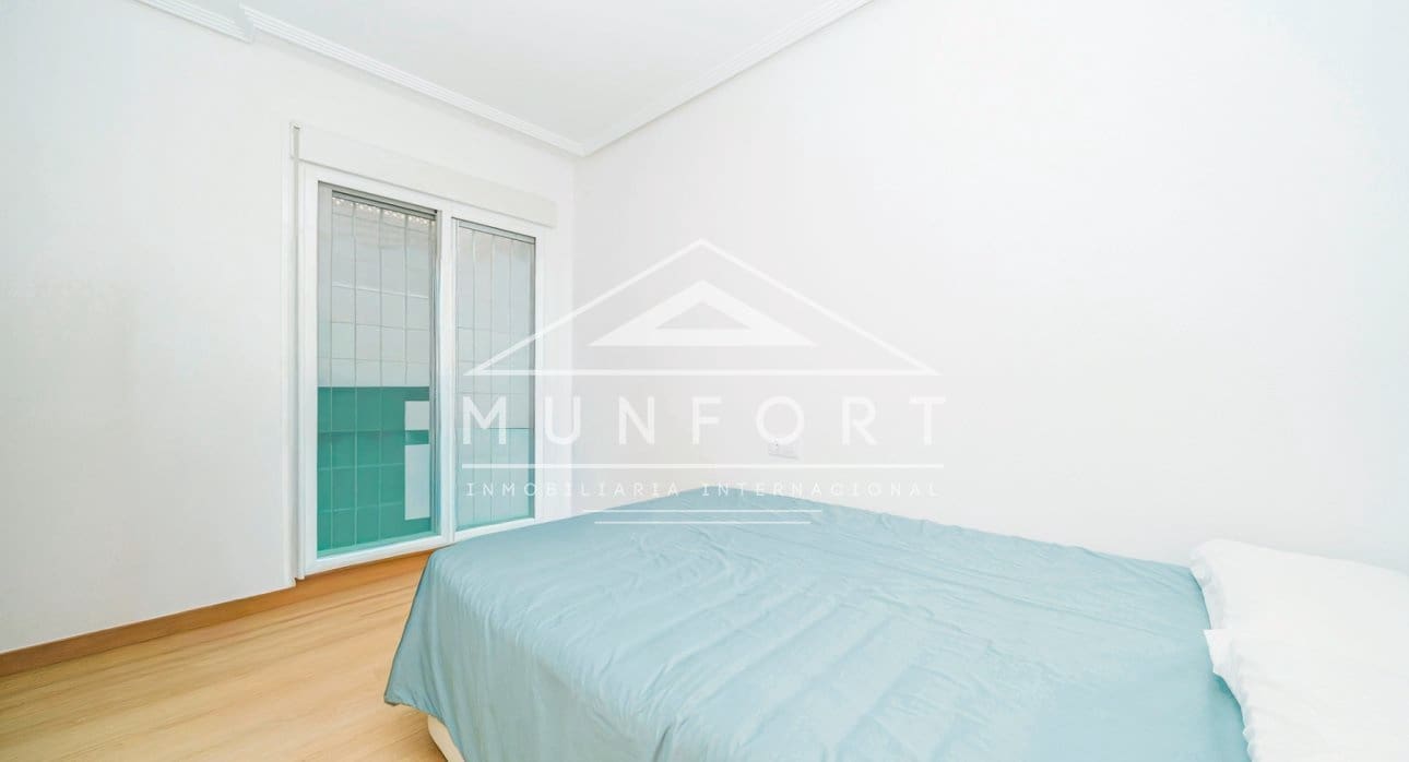 3 slaapkamer Halfvrijstaande villa te koop in Torre de la Horadada met zwembad - € 378.000 (Ref: 9352918)