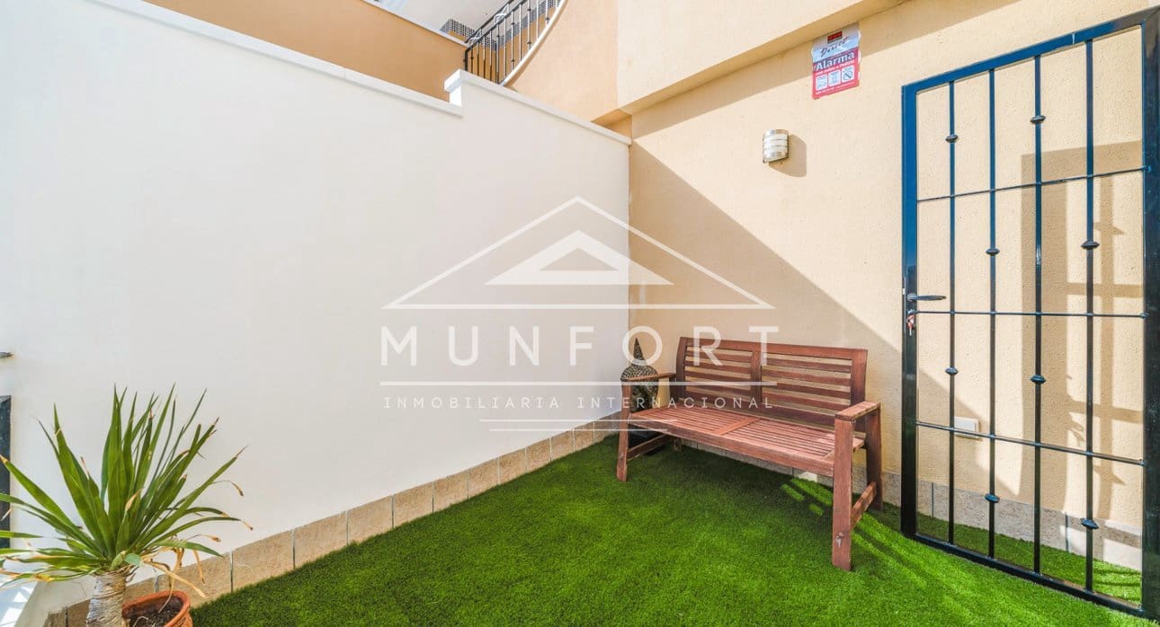 3 slaapkamer Halfvrijstaande villa te koop in Torre de la Horadada met zwembad - € 378.000 (Ref: 9352918)