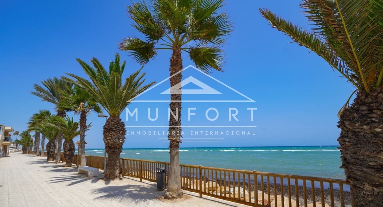 3 slaapkamer Halfvrijstaande villa te koop in Torre de la Horadada met zwembad - € 378.000 (Ref: 9352918)