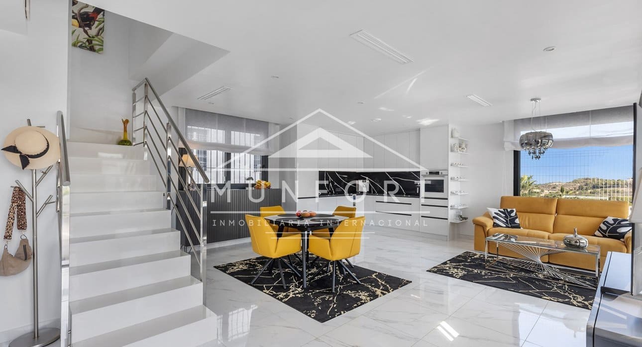 3 bedroom Villa for sale in San Miguel de Salinas with pool - € 529,900 (Ref: 9353793)