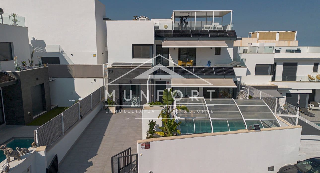 3 bedroom Villa for sale in San Miguel de Salinas with pool - € 529,900 (Ref: 9353793)