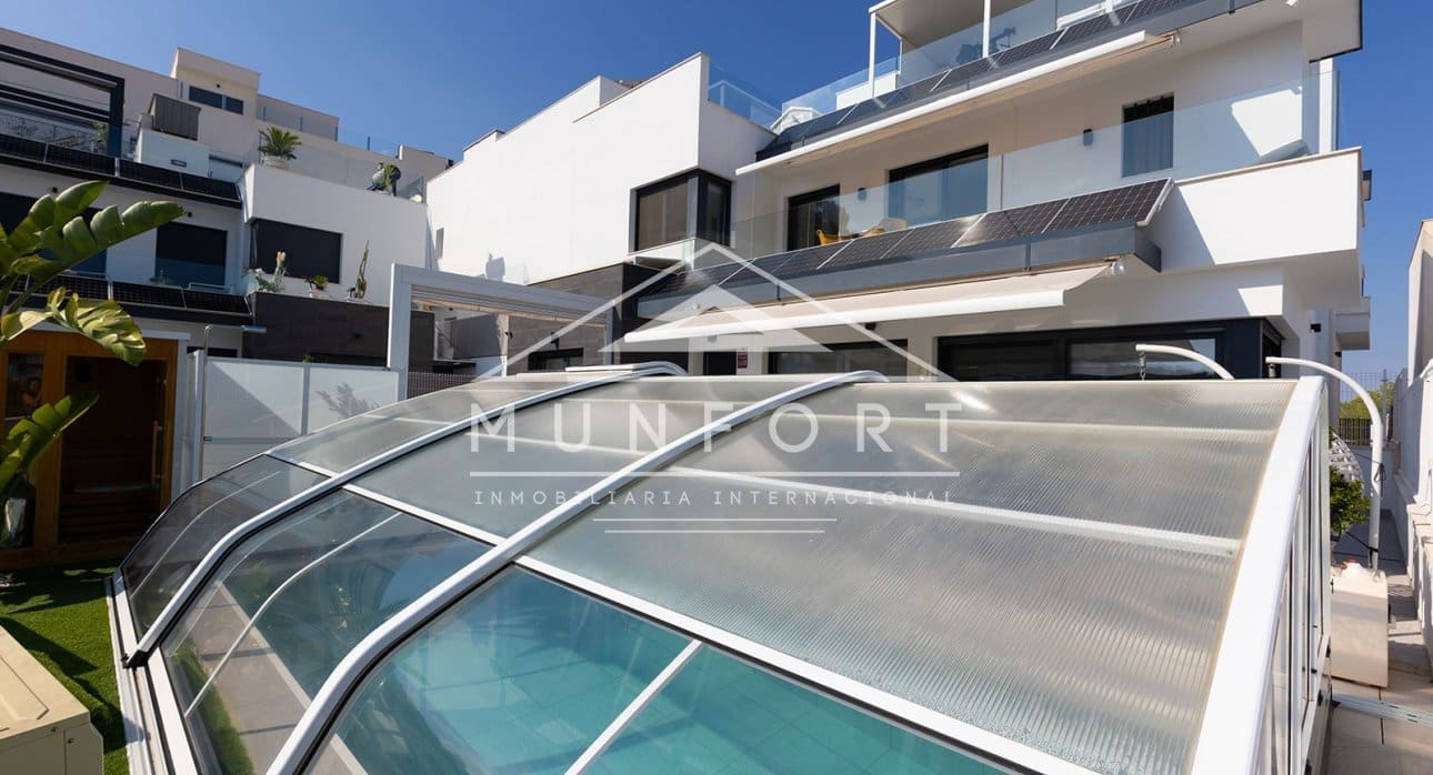 3 bedroom Villa for sale in San Miguel de Salinas with pool - € 529,900 (Ref: 9353793)