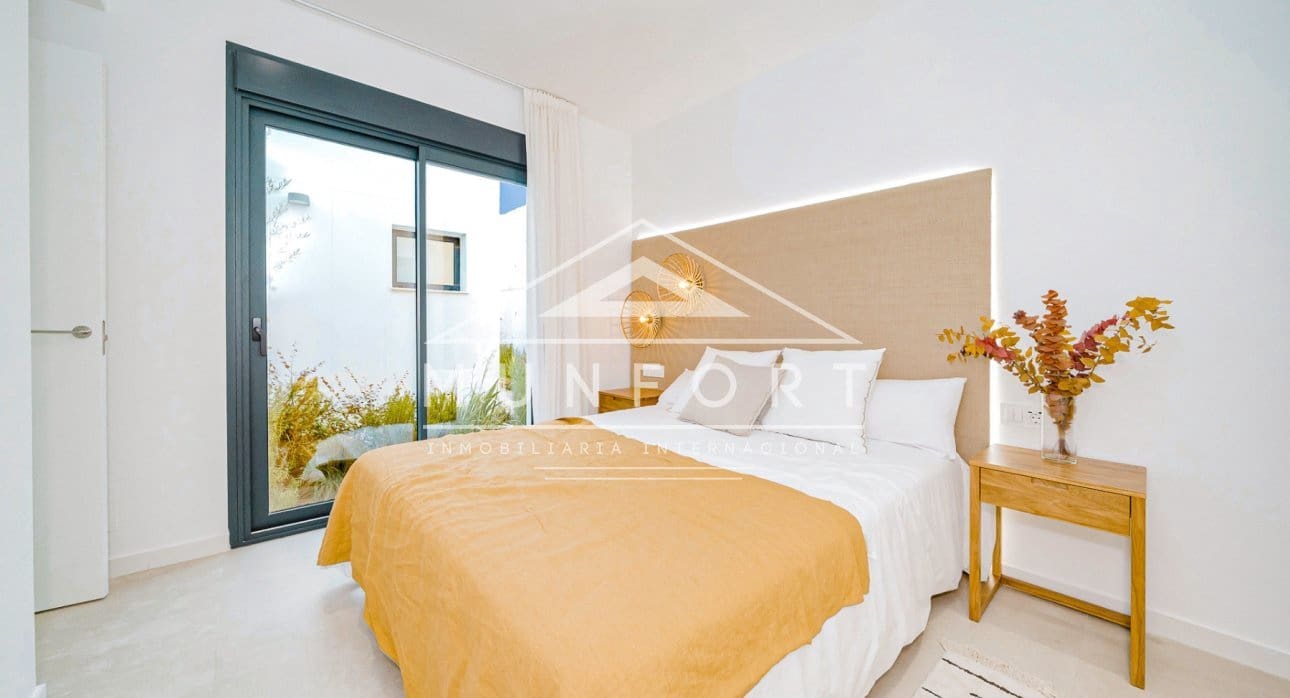 3 makuuhuone Huvila myytävänä paikassa Banos y Mendigo mukana uima-altaan - 469 900 € (Ref: 9353979)