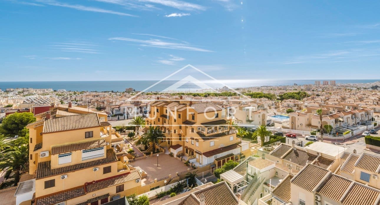 2 chambre Appartement à vendre à Torrevieja avec piscine - 199 000 € (Ref: 9354538)