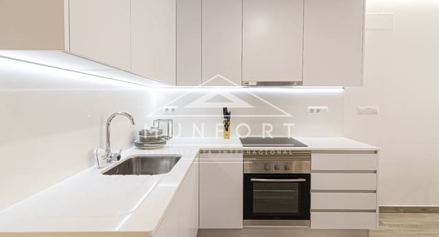 3 makuuhuone Omakotitalo myytävänä paikassa La Manga del Mar Menor mukana uima-altaan - 350 000 € (Ref: 9354539)