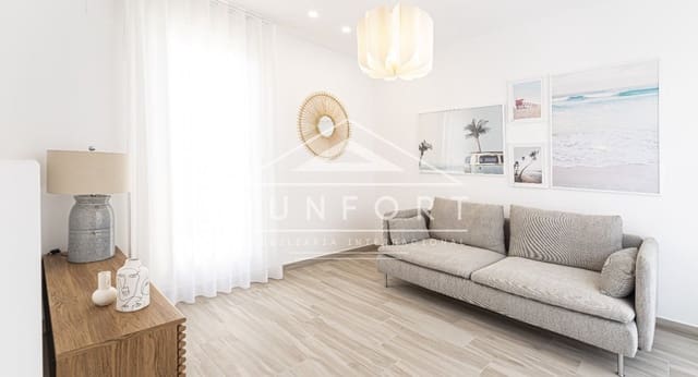 2 soverom Hus til salgs i La Manga del Mar Menor med svømmebasseng - € 270 631 (Ref: 9357432)