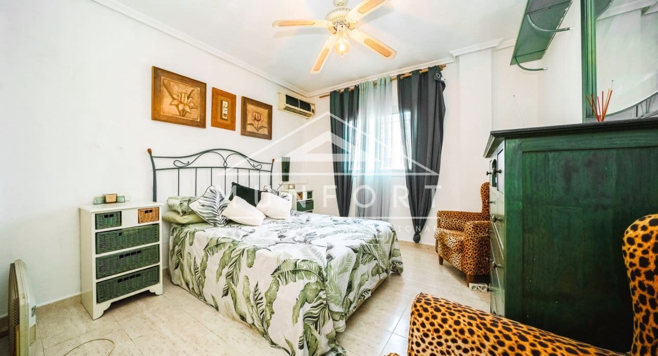 3 chambre Appartement à vendre à Orihuela Costa avec piscine - 379 900 € (Ref: 9357531)