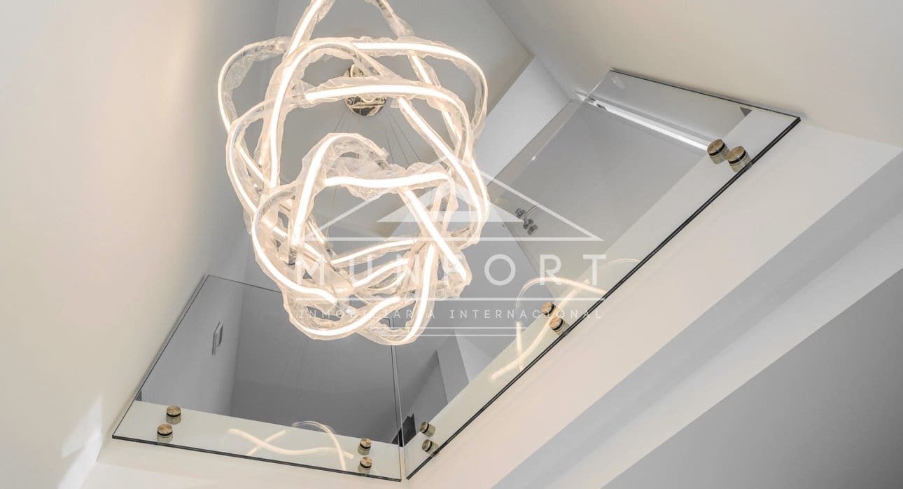 5 slaapkamer Villa te koop in Los Cuarteros met zwembad - € 1.300.000 (Ref: 9360283)