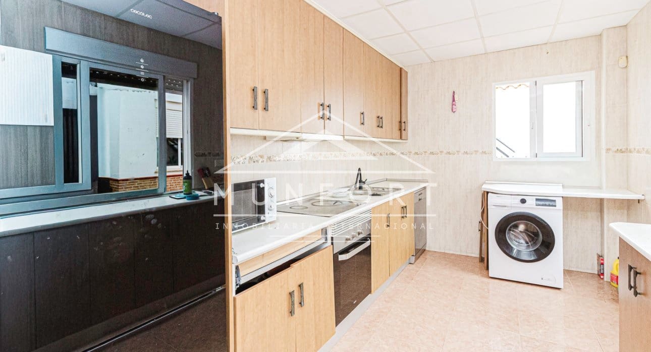 4 soveværelse Byhus til salg i Los Nietos - € 199.000 (Ref: 9360284)