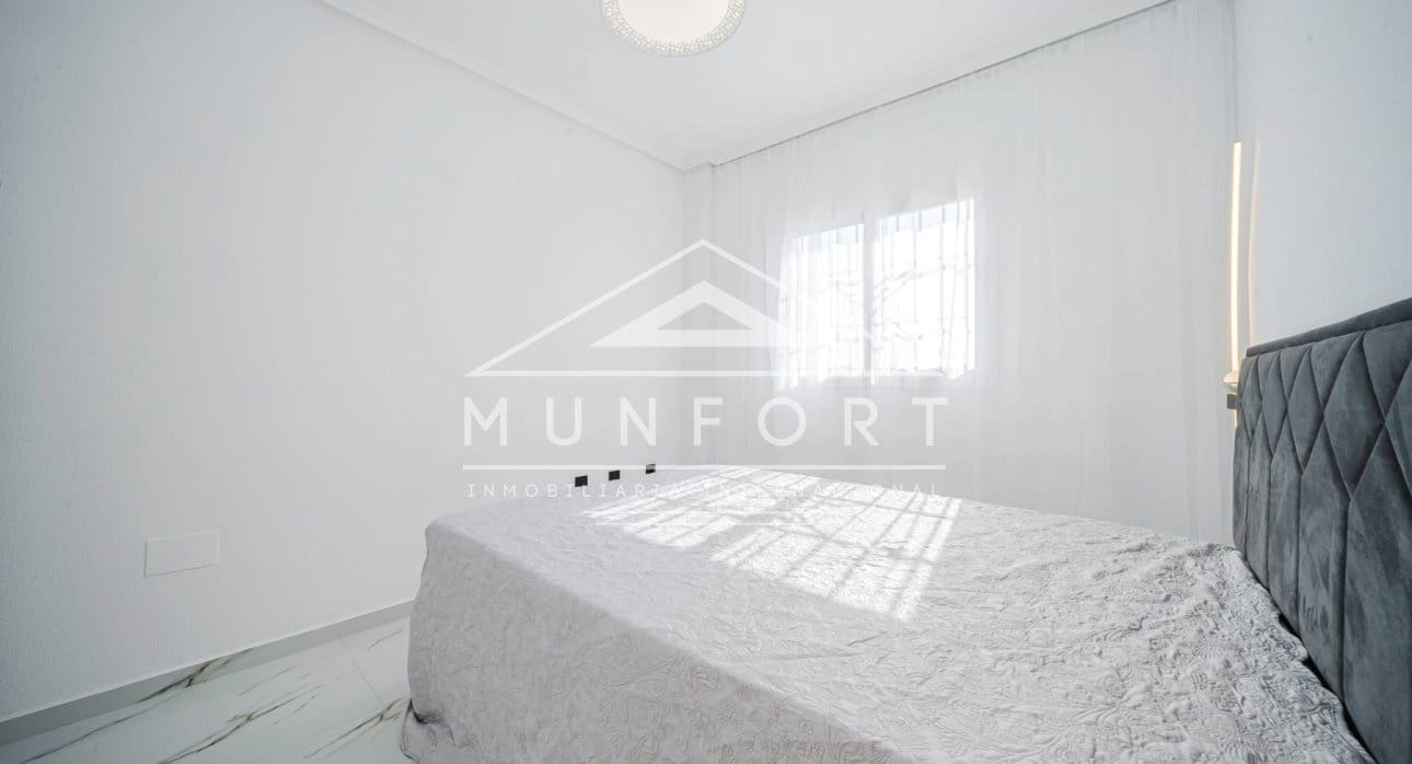 1 makuuhuone Huoneisto myytävänä paikassa Orihuela Costa mukana uima-altaan - 170 000 € (Ref: 9368964)