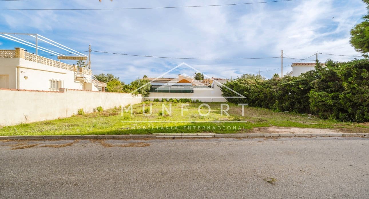 Tontti myytävänä paikassa Los Urrutias - 99 900 € (Ref: 9368966)