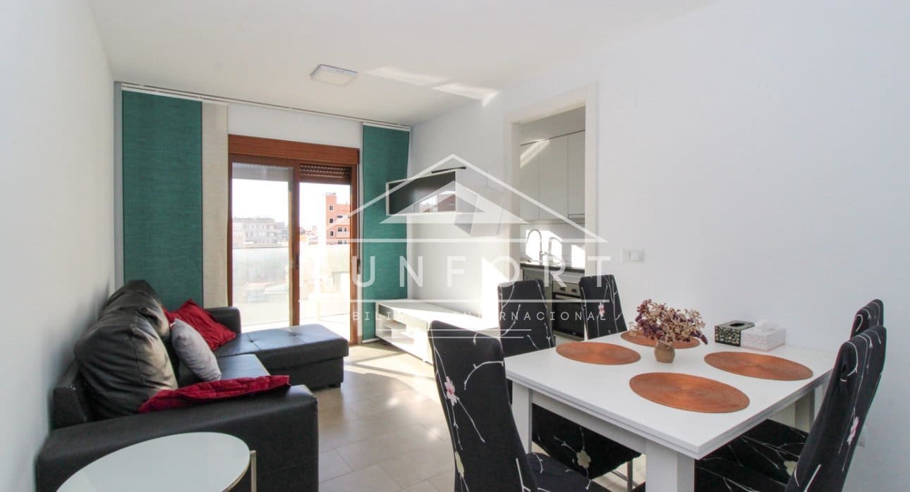 2 soverom Leilighet til salgs i Torrevieja - € 169 900 (Ref: 9374093)
