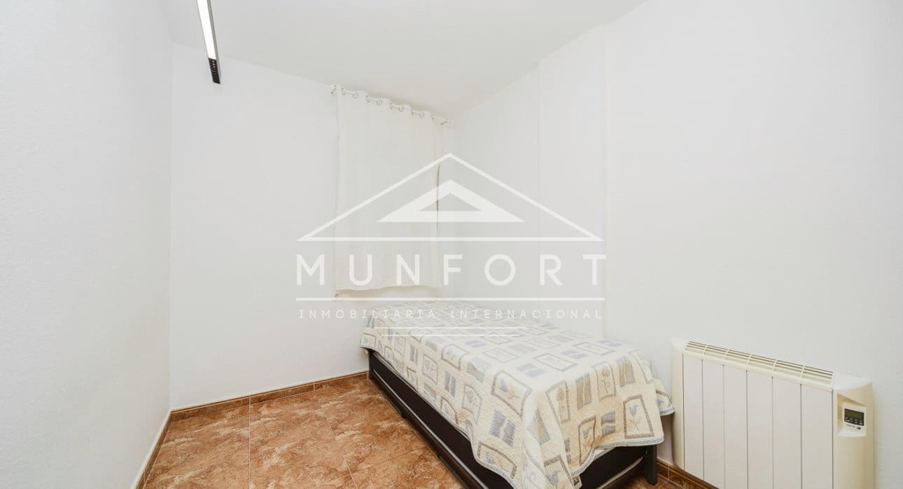 2 soverom Leilighet til salgs i Torrevieja med svømmebasseng - € 139 000 (Ref: 9374097)