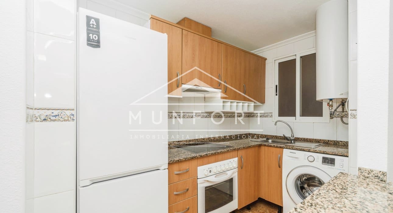 2 soverom Leilighet til salgs i Torrevieja med svømmebasseng - € 139 000 (Ref: 9374097)