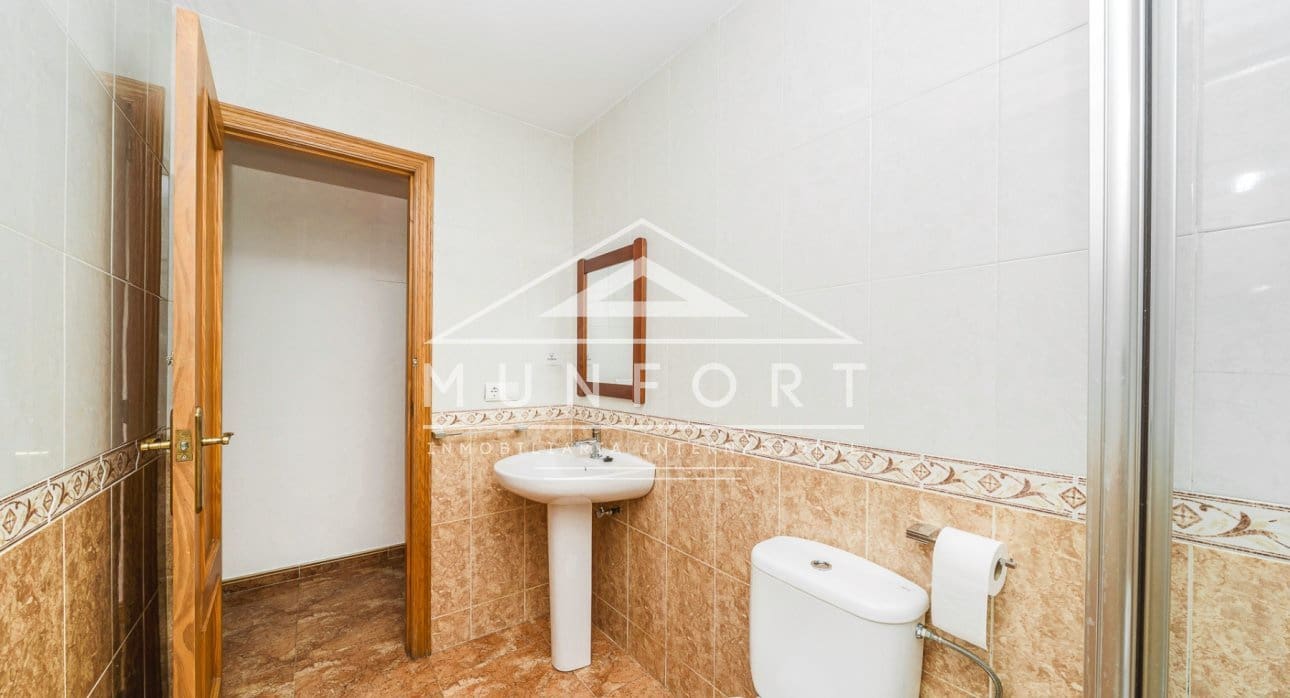 2 soverom Leilighet til salgs i Torrevieja med svømmebasseng - € 139 000 (Ref: 9374097)