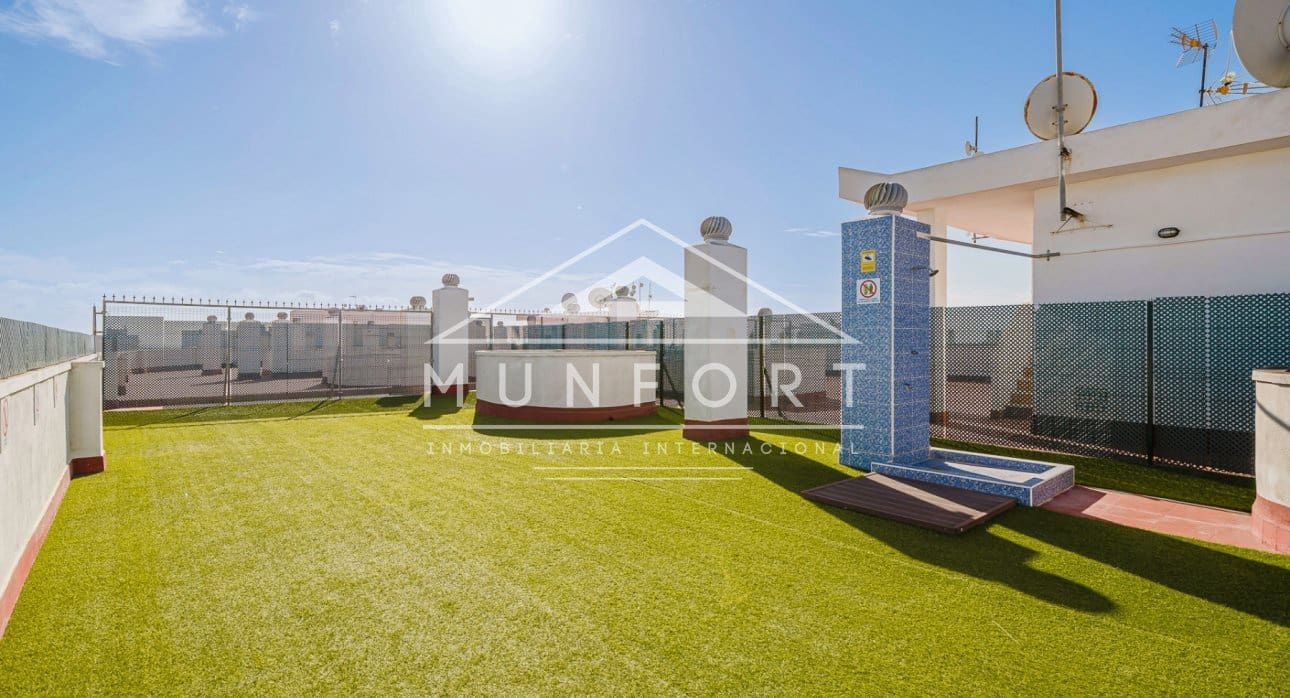 2 soverom Leilighet til salgs i Torrevieja med svømmebasseng - € 139 000 (Ref: 9374097)