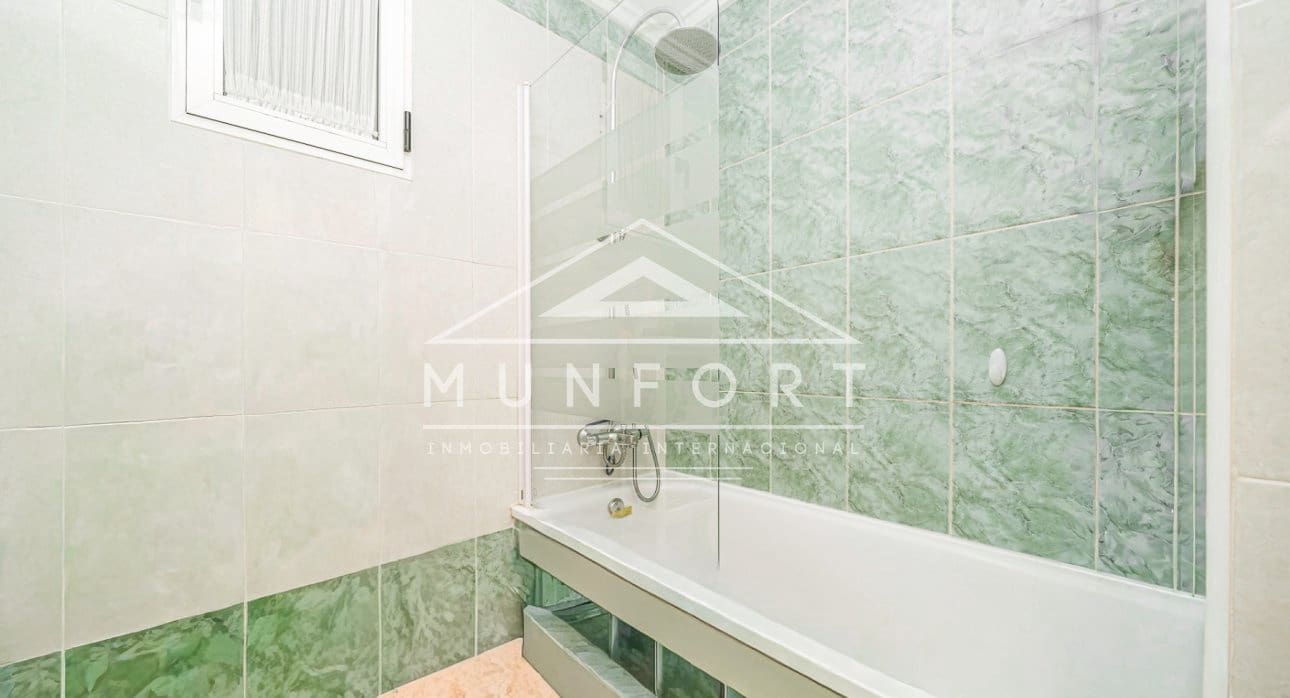 2 soveværelse Lejlighed til salg i Torrevieja med swimmingpool - € 129.900 (Ref: 9377982)