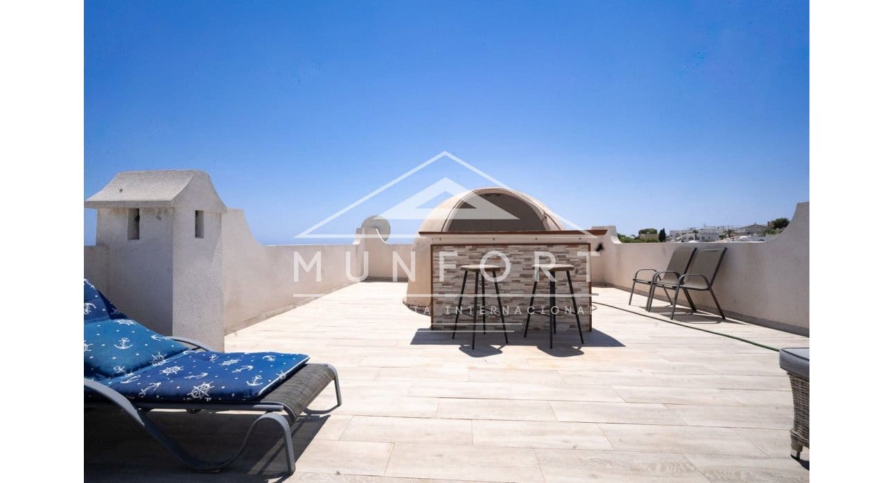 Chalet de 5 habitaciones en Orihuela Costa en venta - 395.000 € (Ref: 9378465)