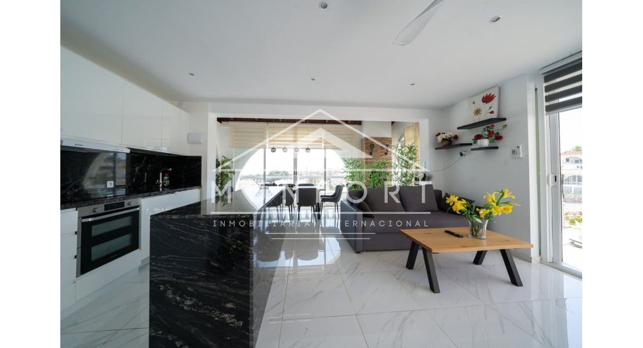 Chalet de 5 habitaciones en Orihuela Costa en venta - 395.000 € (Ref: 9378465)