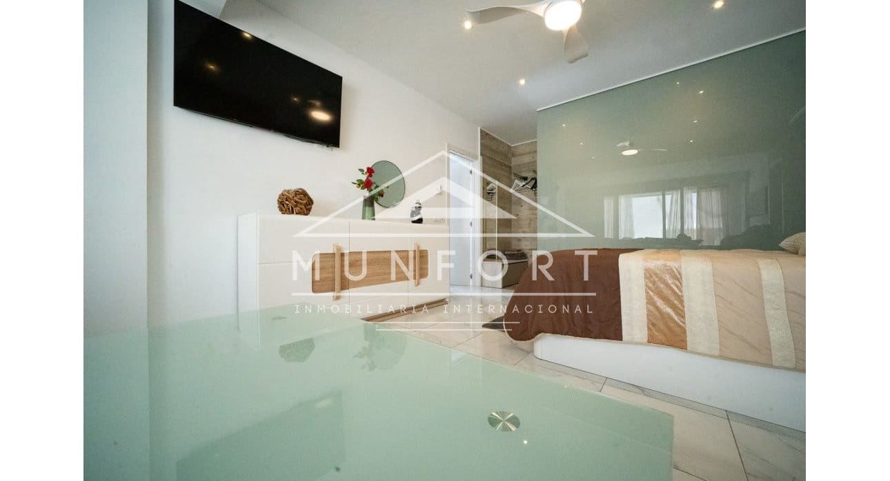 Chalet de 5 habitaciones en Orihuela Costa en venta - 395.000 € (Ref: 9378465)