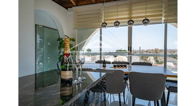 5 bedroom Villa for sale in Blue Lagoon - € 395,000 (Ref: 9378465)