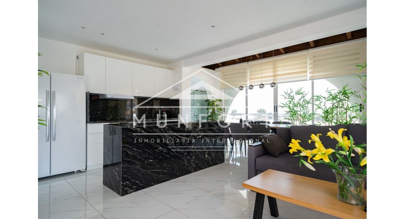 Chalet de 5 habitaciones en Orihuela Costa en venta - 395.000 € (Ref: 9378465)