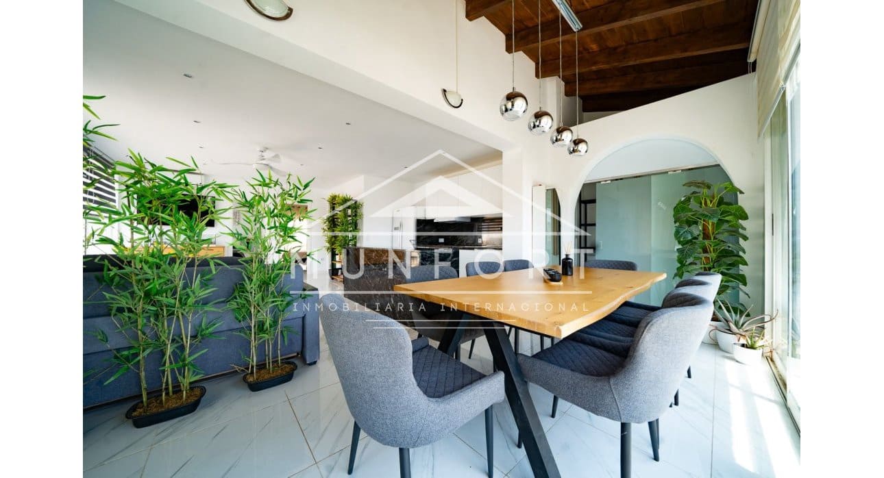 Chalet de 5 habitaciones en Orihuela Costa en venta - 395.000 € (Ref: 9378465)