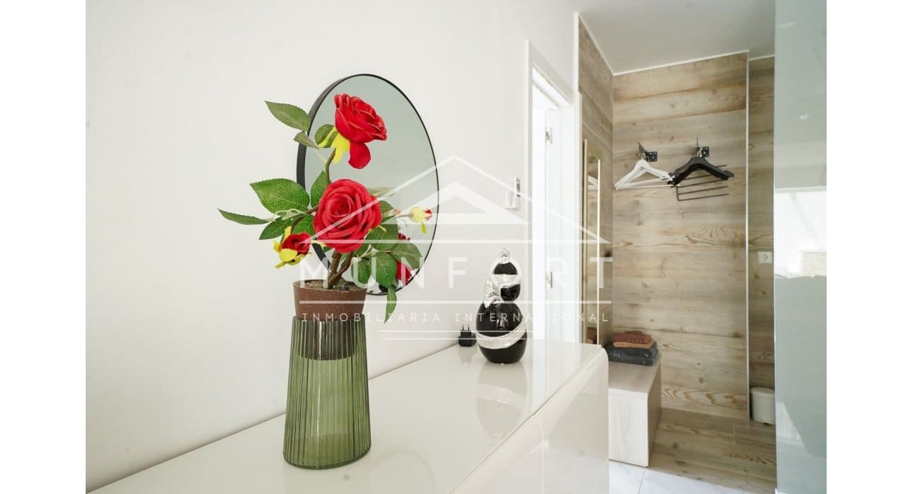 Chalet de 5 habitaciones en Orihuela Costa en venta - 395.000 € (Ref: 9378465)