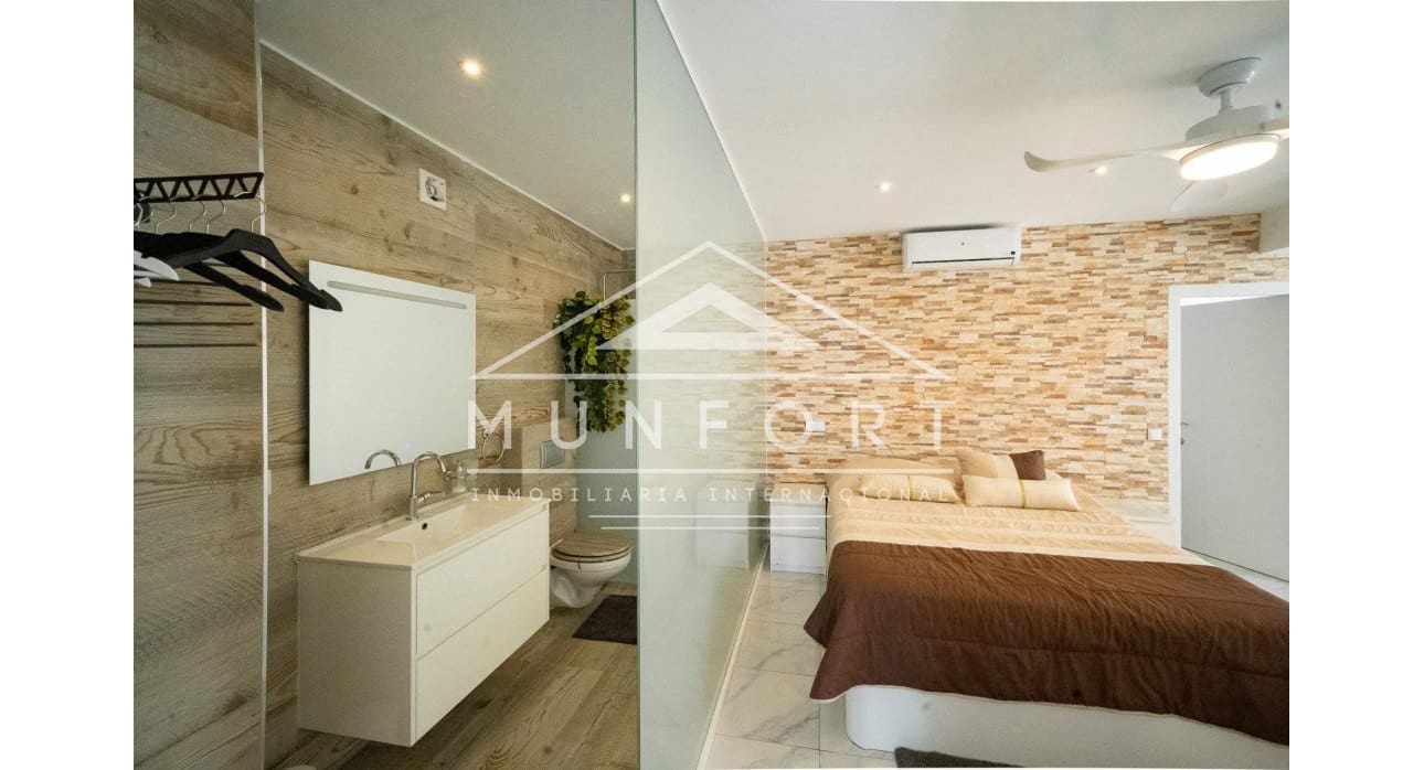 Chalet de 5 habitaciones en Orihuela Costa en venta - 395.000 € (Ref: 9378465)