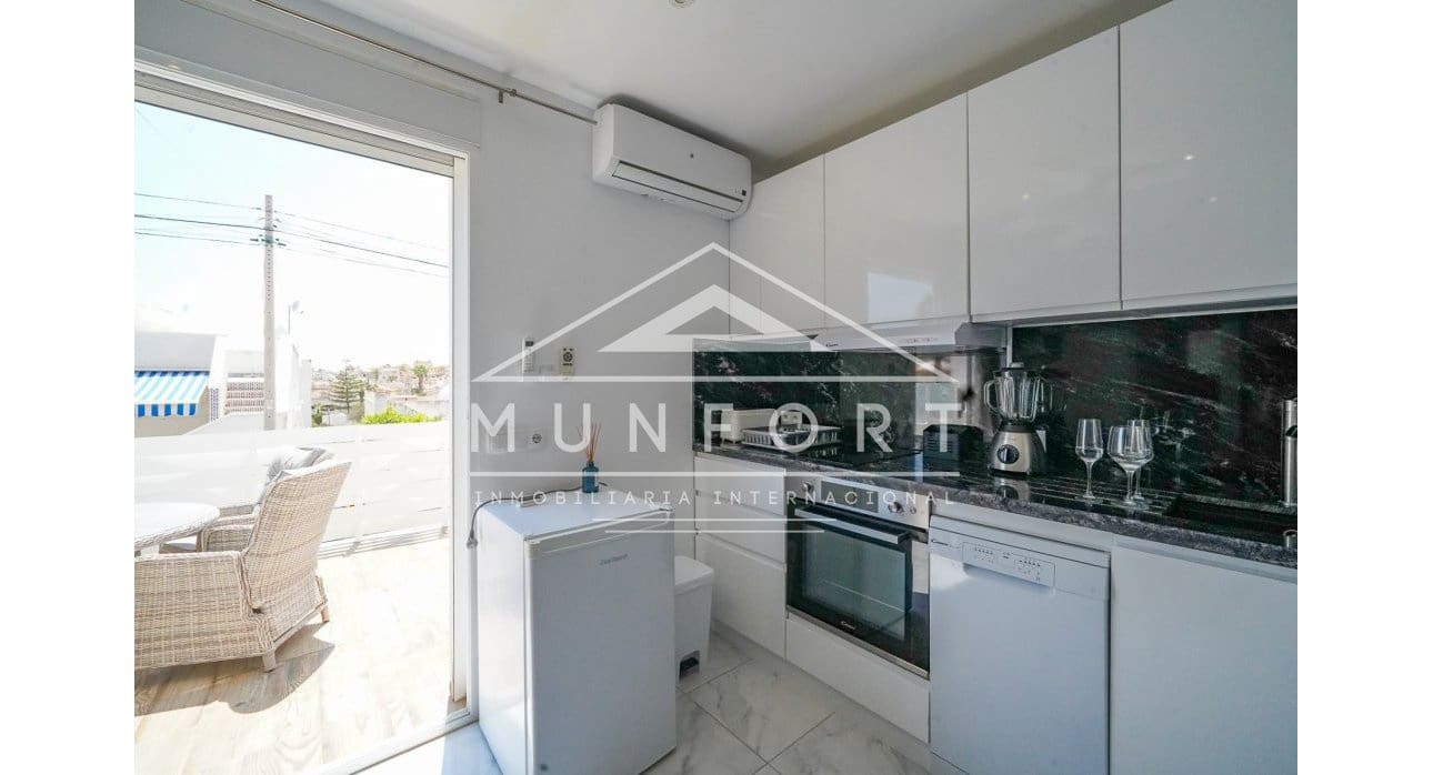 Chalet de 5 habitaciones en Orihuela Costa en venta - 395.000 € (Ref: 9378465)