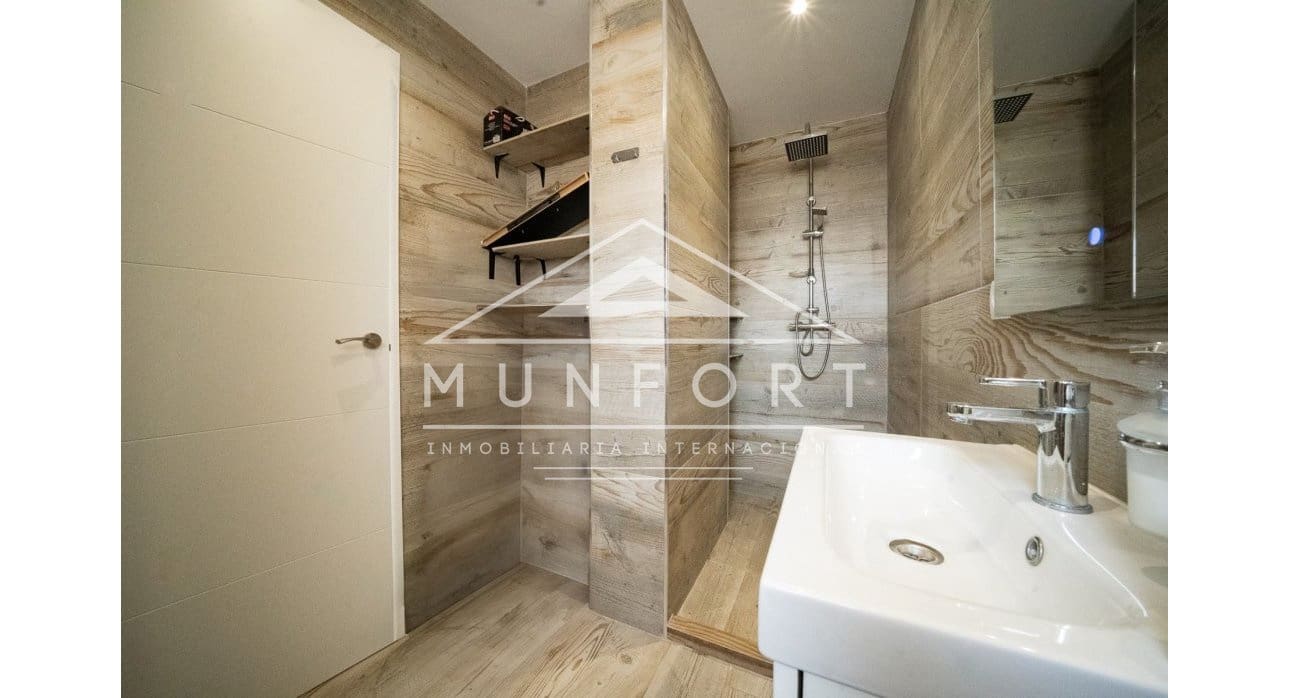 Chalet de 5 habitaciones en Orihuela Costa en venta - 395.000 € (Ref: 9378465)