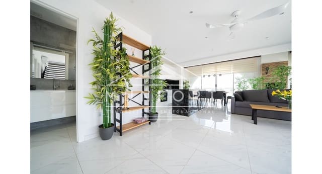 5 bedroom Villa for sale in Blue Lagoon - € 395,000 (Ref: 9378465)