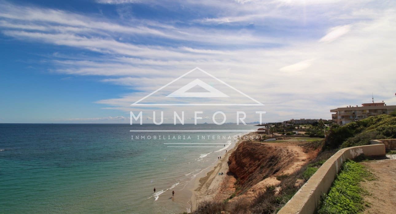 2 Zimmer Apartment zu verkaufen in Torre de la Horadada mit Pool - 292.900 € (Ref: 9379529)